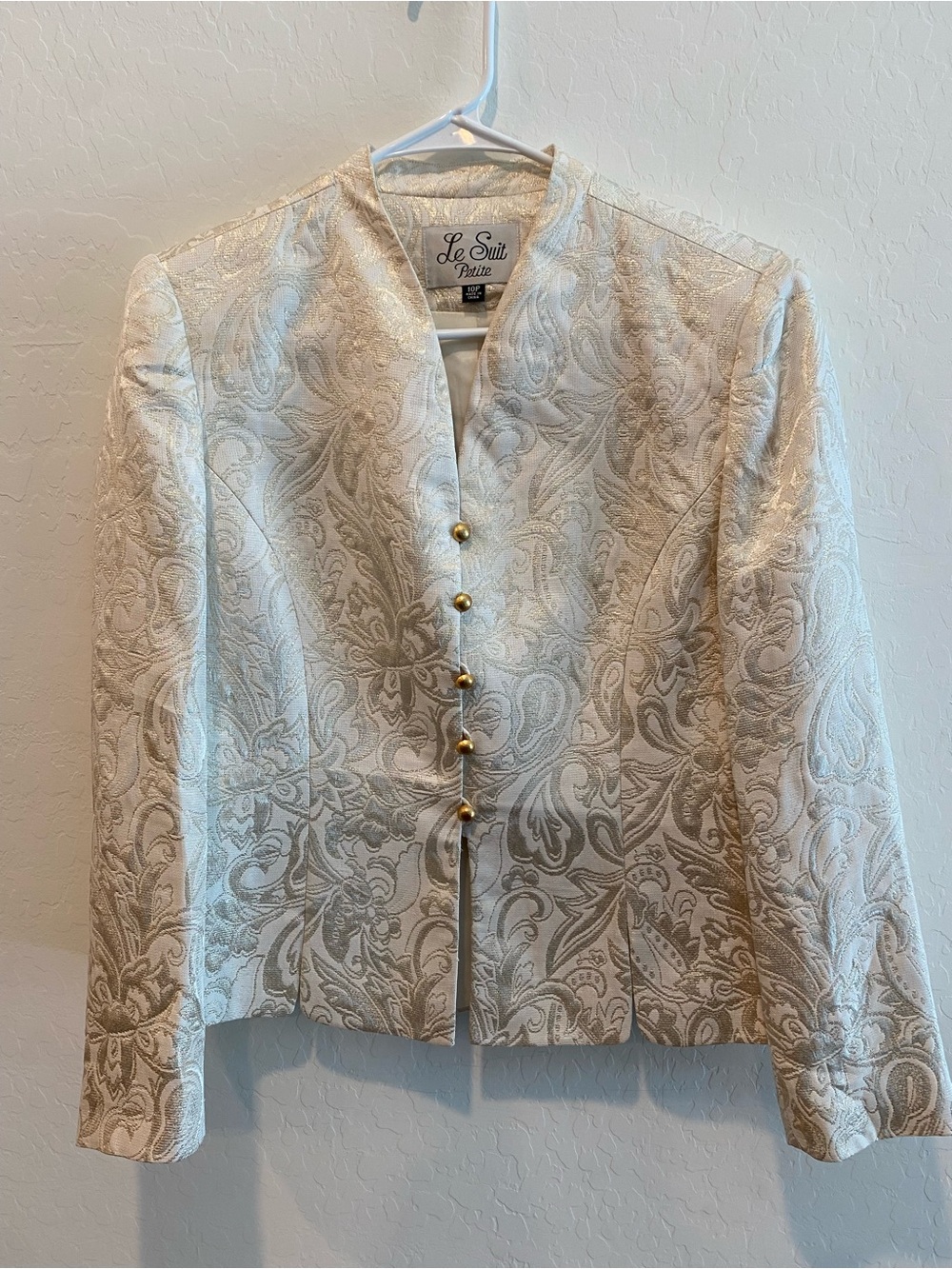 Le Suit Petite Cream Brocade Suit